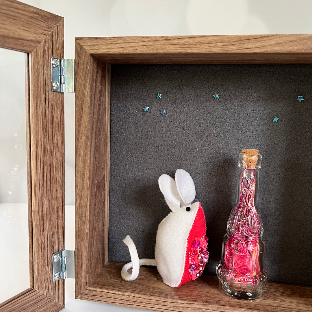 Pink Magpie Mouse Shadowbox