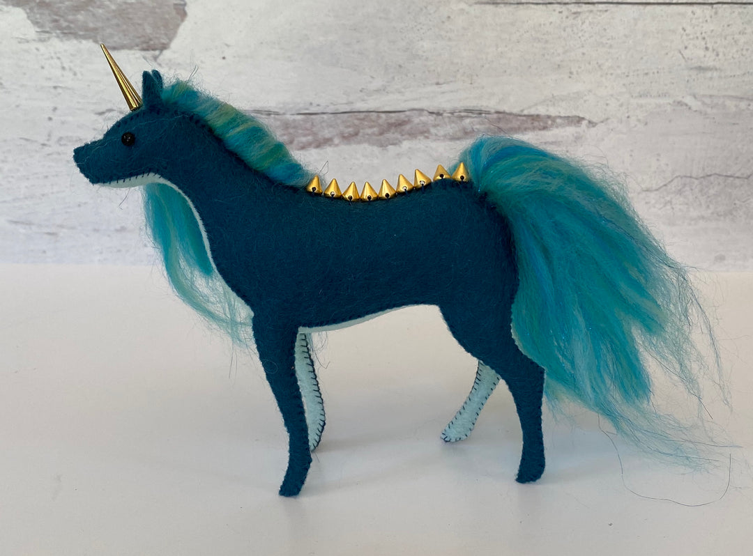 Spiky Unicorn Kit